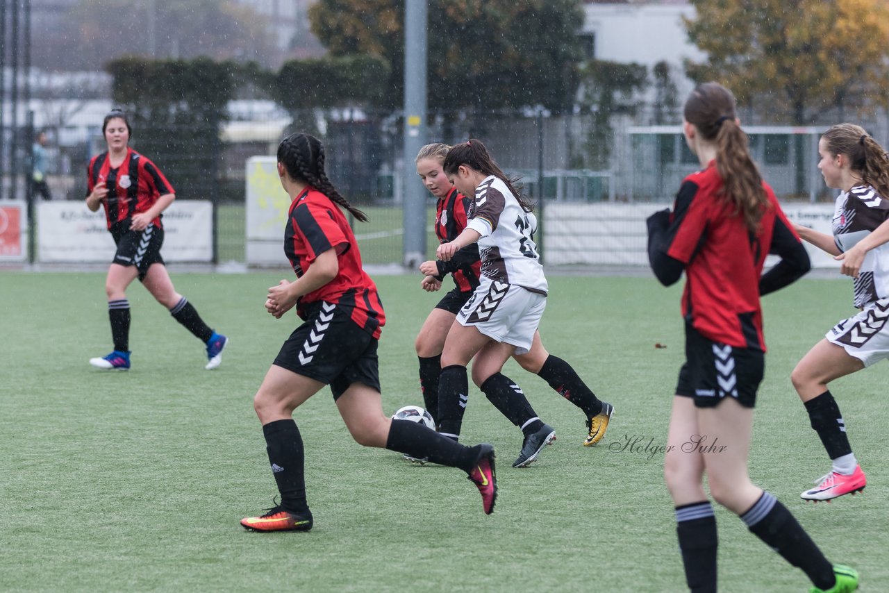 Bild 68 - B-Juniorinnen FC St.Pauli . Braedstrup IF : Ergebnis: 4:1